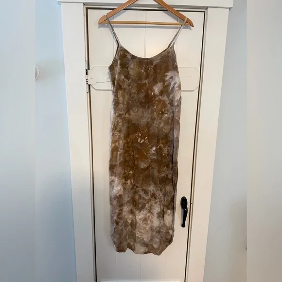 Sueño Made Silk Noil Brown Tie-Dye Slip Dress - Picture 5 of 8